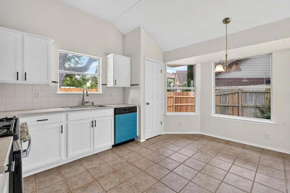6901 Bancroft Woods Drive Austin, TX 78729