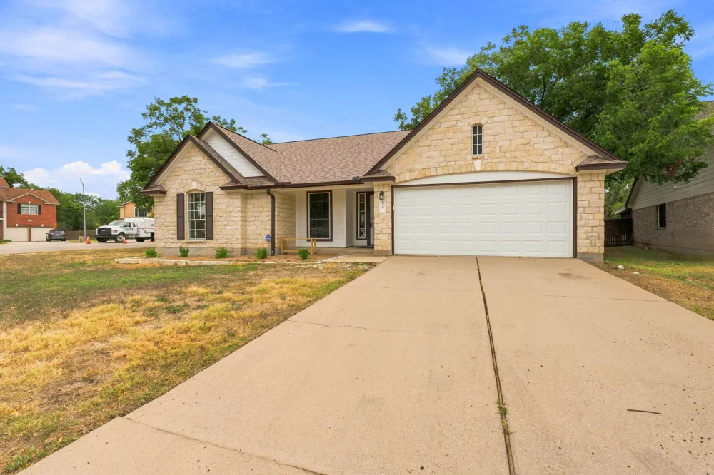 6901 Bancroft Woods Drive Austin, TX 78729