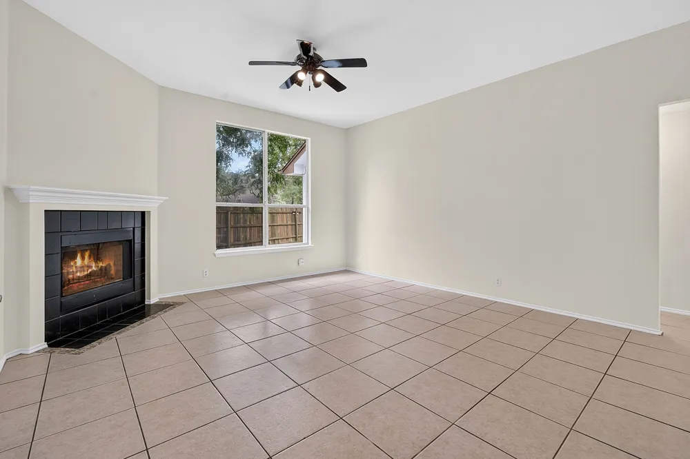 6901 Bancroft Woods Drive Austin, TX 78729