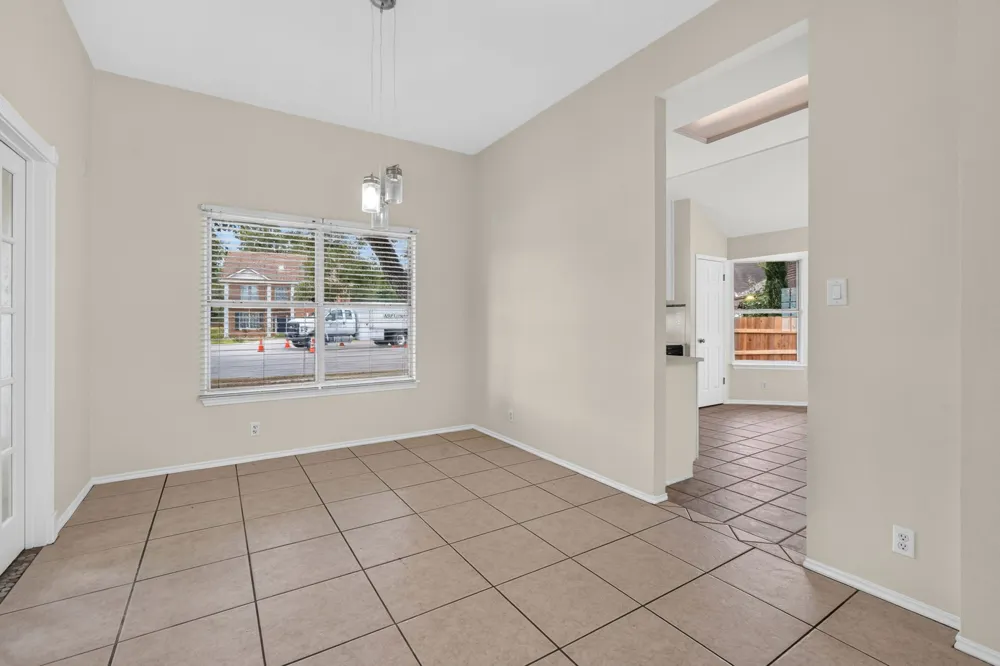 6901 Bancroft Woods Drive Austin, TX 78729