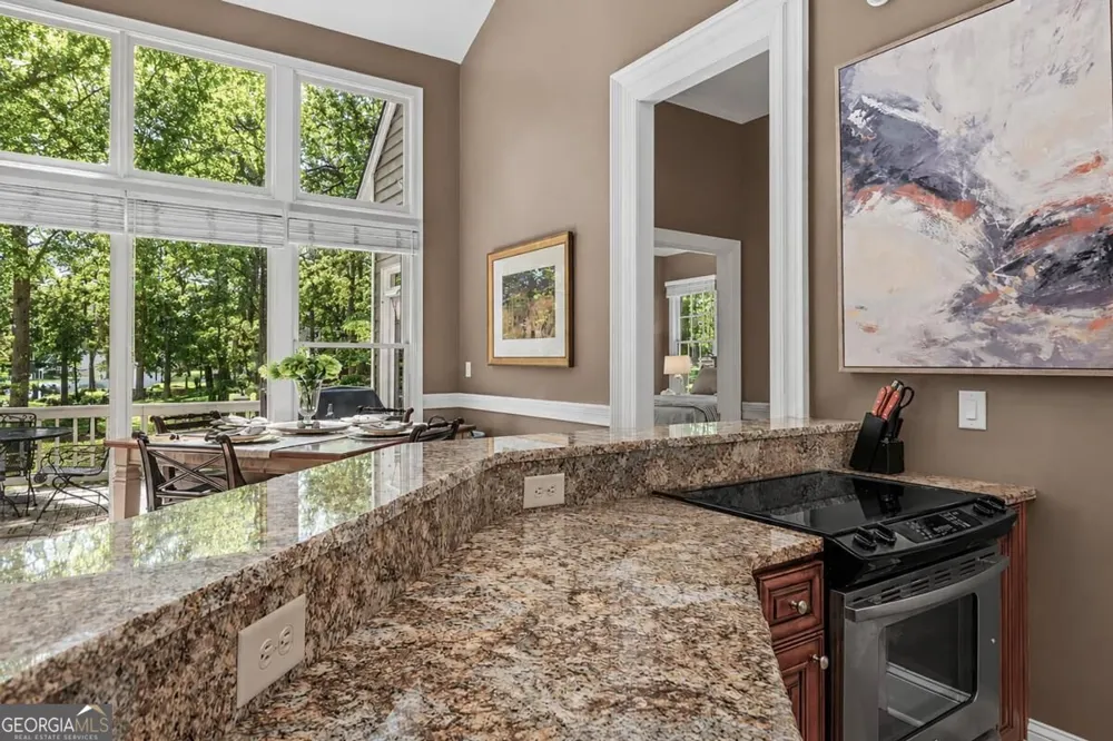 112 Seven Oaks WAY Eatonton, GA 31024
