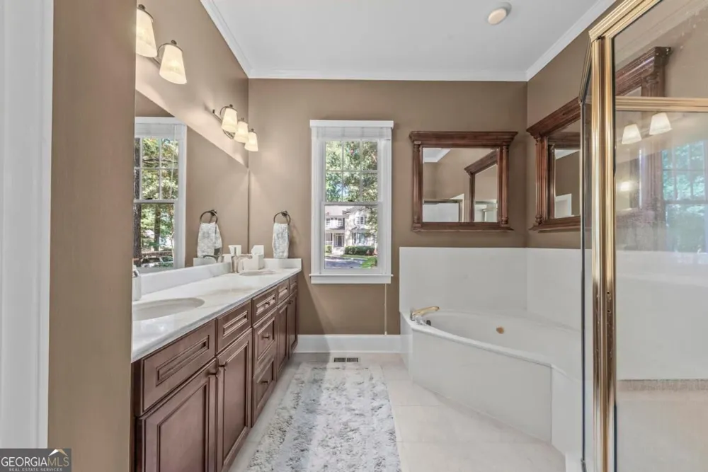 112 Seven Oaks WAY Eatonton, GA 31024