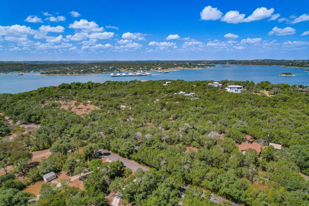 15746 Booth Circle Volente, TX 78641
