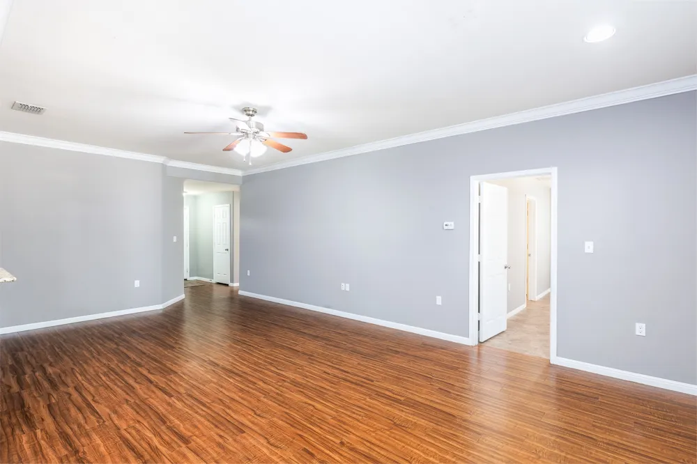 186 Talon Drive Luling, TX 78648