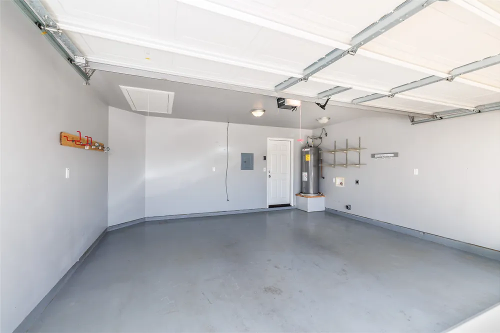 186 Talon Drive Luling, TX 78648
