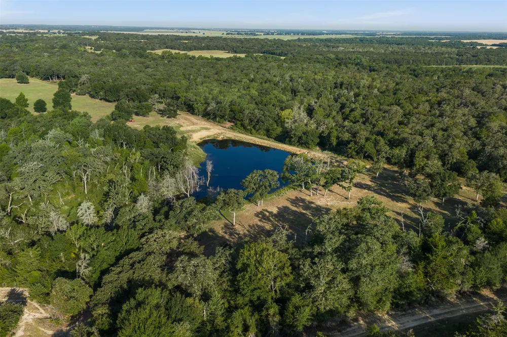 11789 FM 2095 Gause, TX 77857