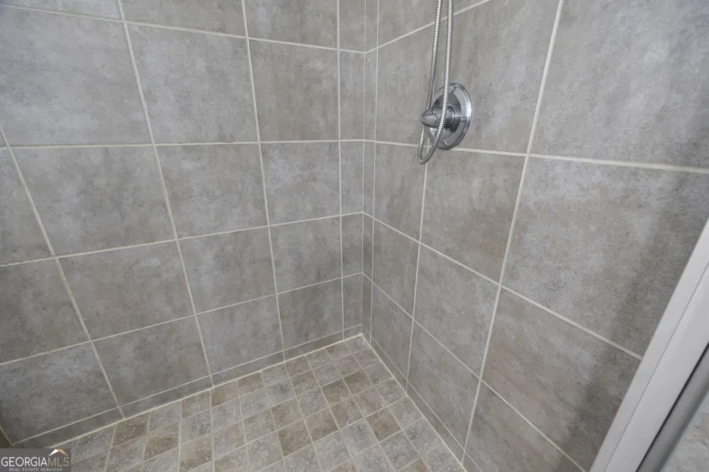 670 Massey ST Winder, GA 30680