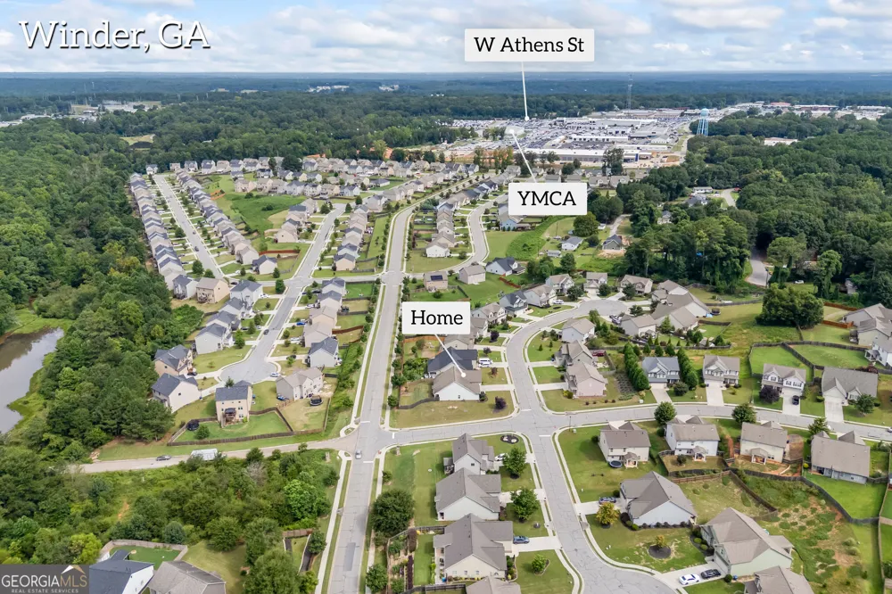670 Massey ST Winder, GA 30680