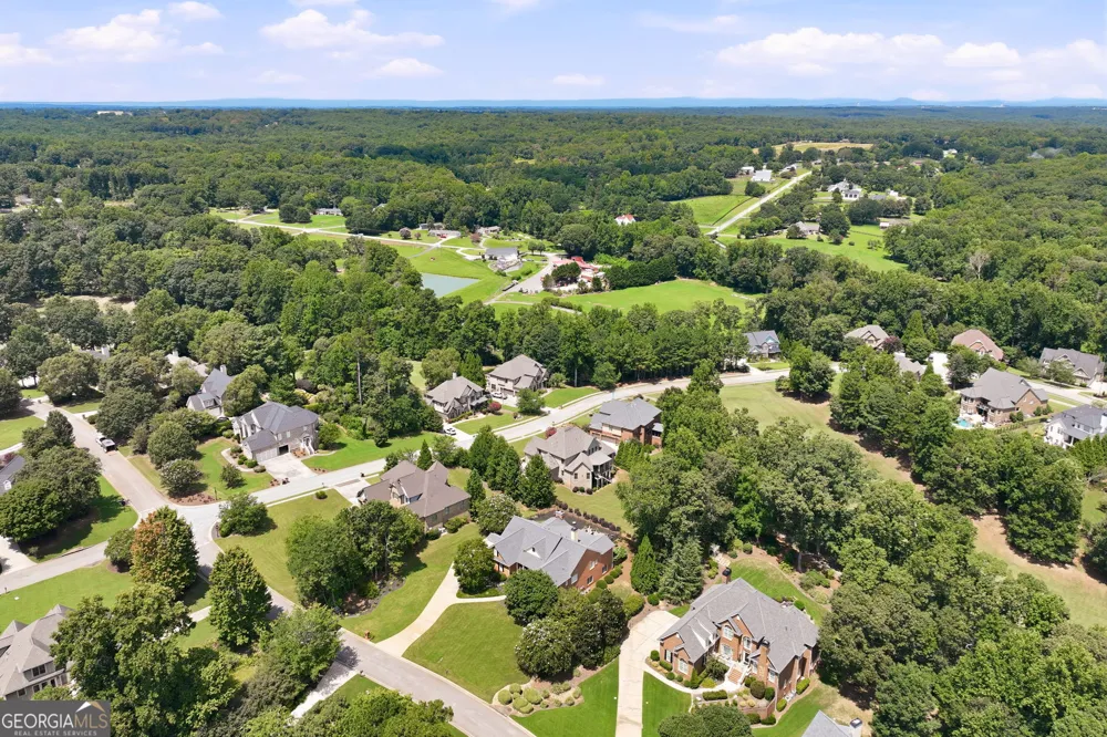 4611 Chartwell Chase CT Flowery Branch, GA 30542