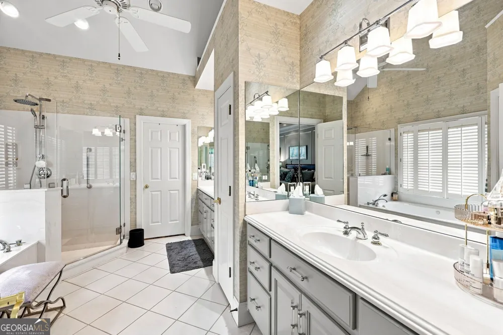 4611 Chartwell Chase CT Flowery Branch, GA 30542