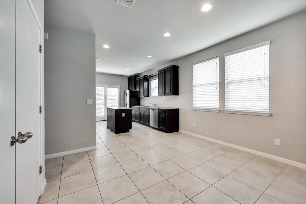 245 E Broade Street Leander, TX 78641