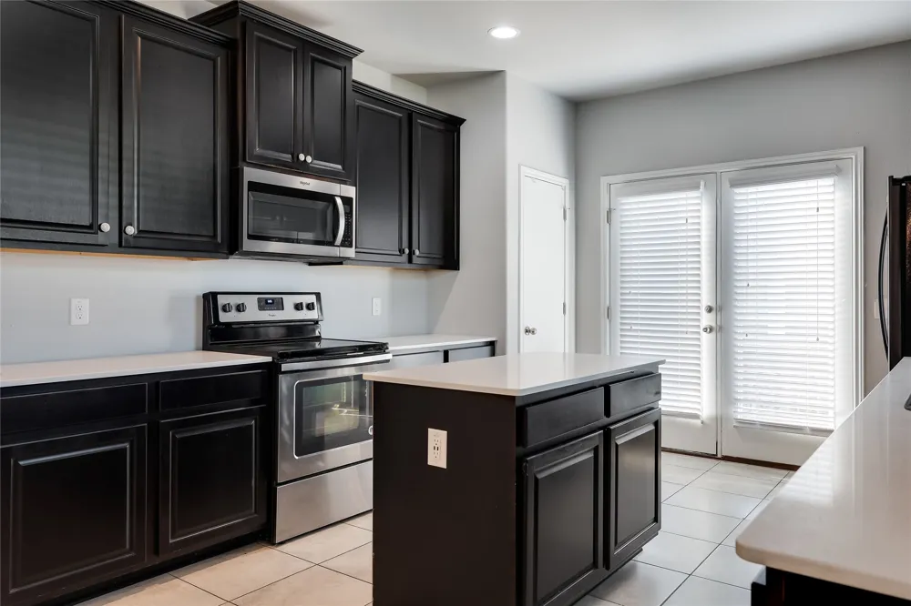 245 E Broade Street Leander, TX 78641