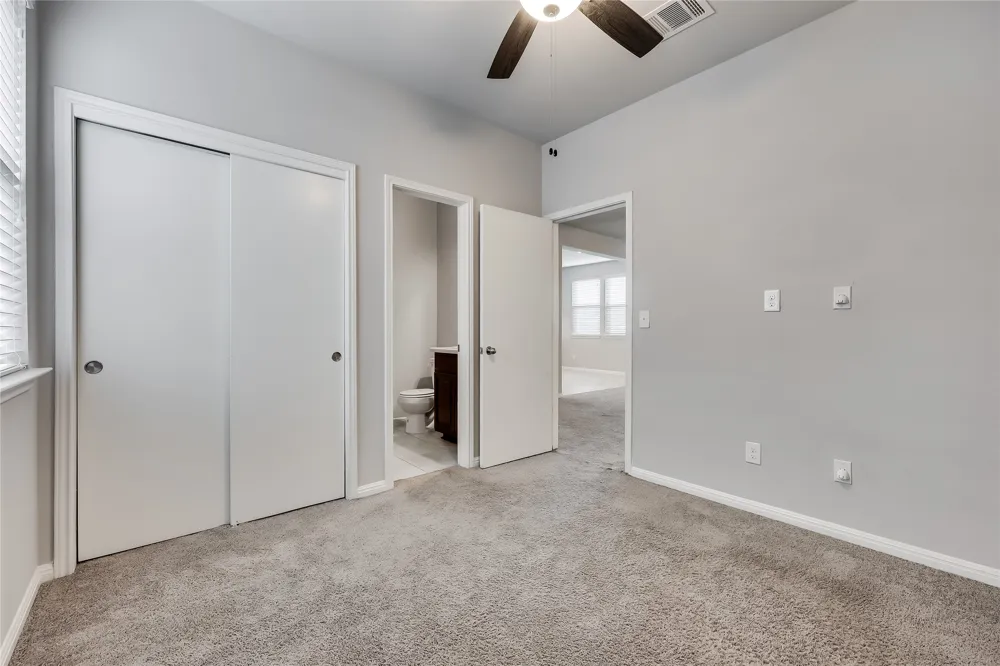 245 E Broade Street Leander, TX 78641