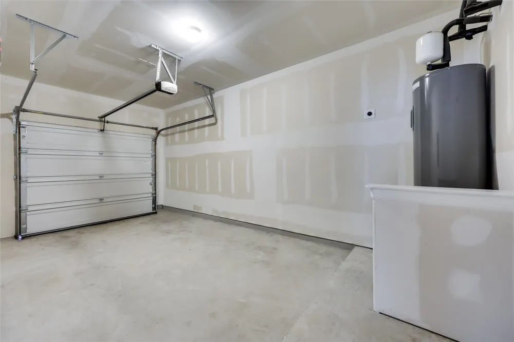 245 E Broade Street Leander, TX 78641