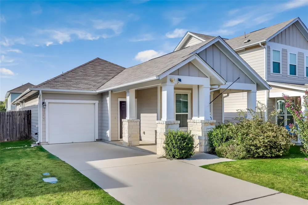 245 E Broade Street Leander, TX 78641