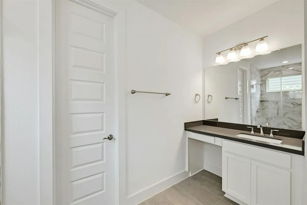 1184 Sage Thrasher Circle Dripping Springs, TX 78620