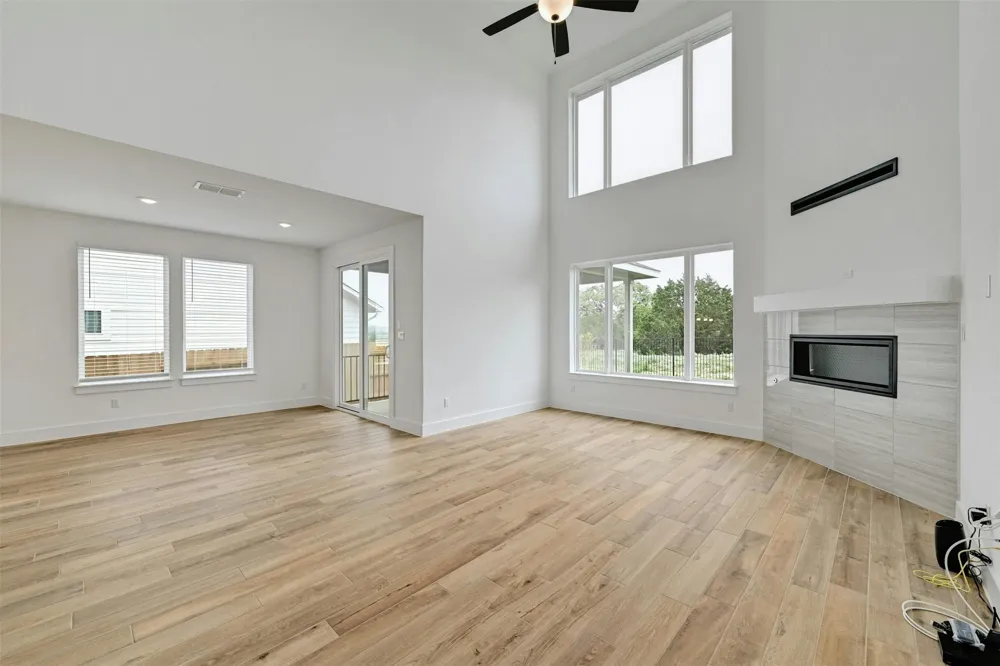1184 Sage Thrasher Circle Dripping Springs, TX 78620