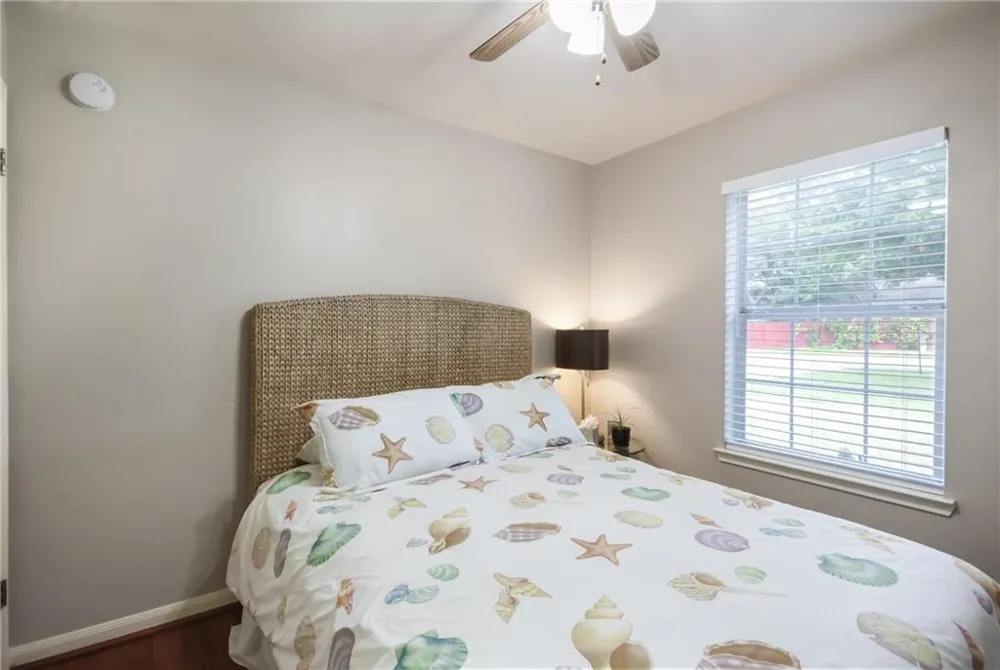 1252 Lacey Oak Loop Round Rock, TX 78681
