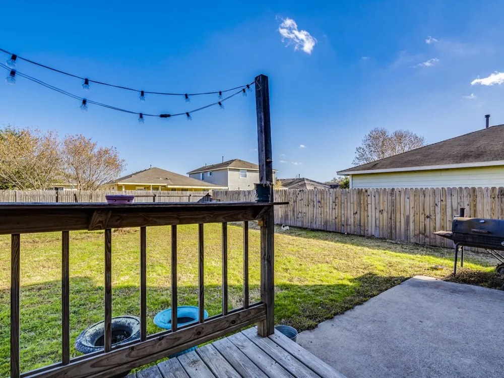 13021 Maidenhair Trail Elgin, TX 78621