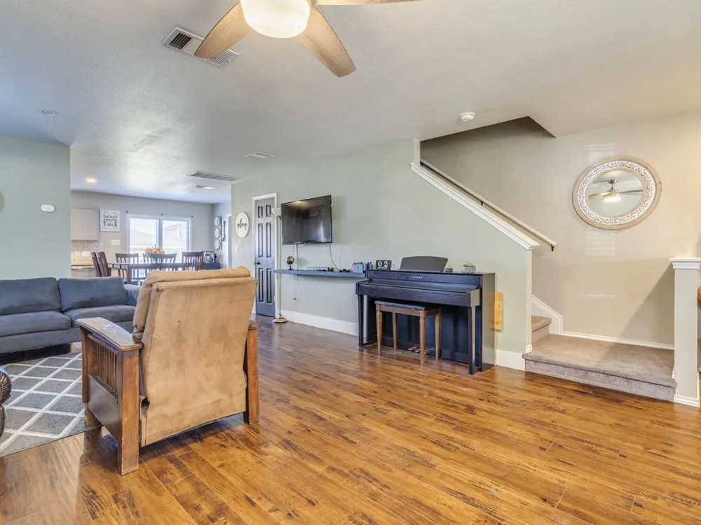 13021 Maidenhair Trail Elgin, TX 78621