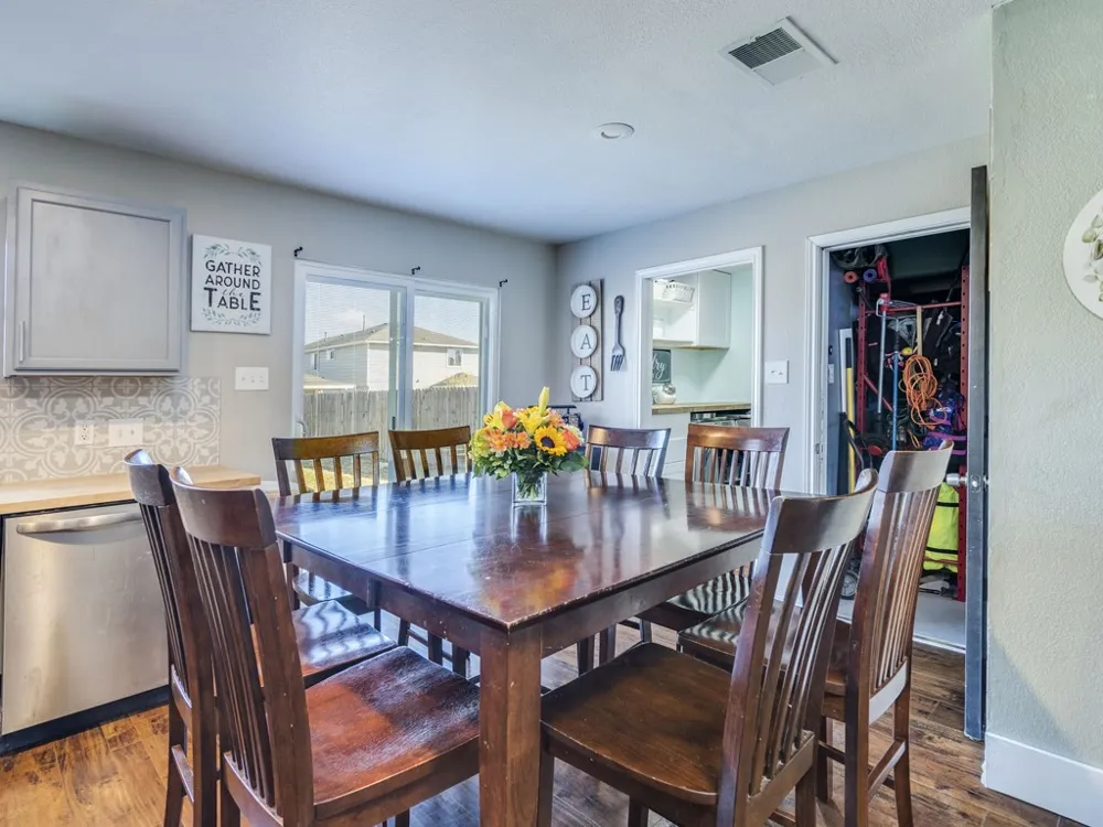 13021 Maidenhair Trail Elgin, TX 78621