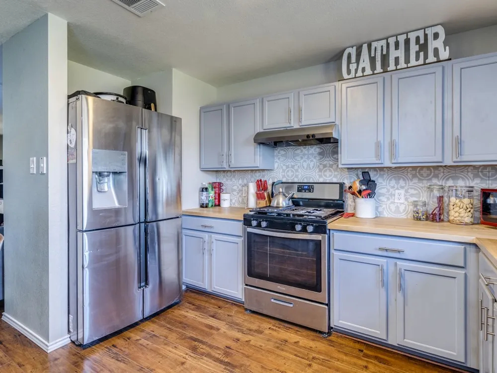 13021 Maidenhair Trail Elgin, TX 78621