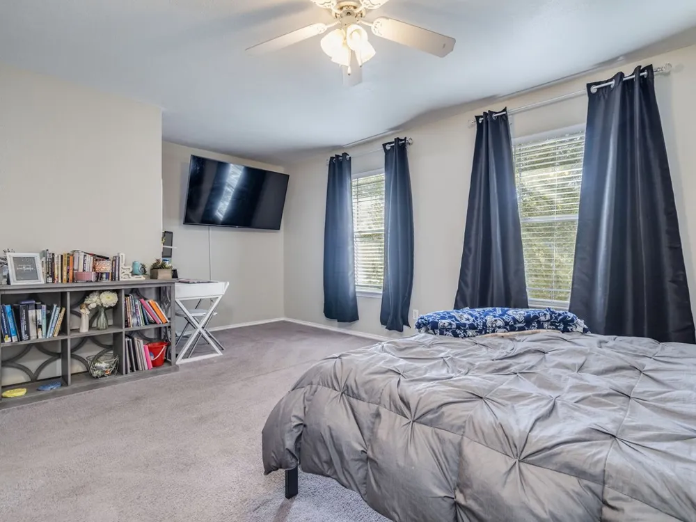 13021 Maidenhair Trail Elgin, TX 78621