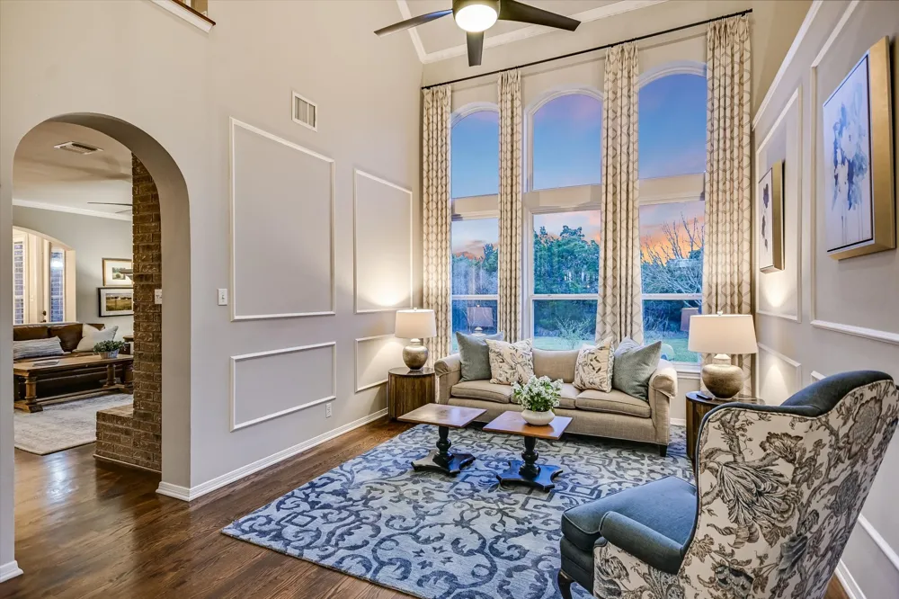 504 Saddlehorn Drive Dripping Springs, TX 78620
