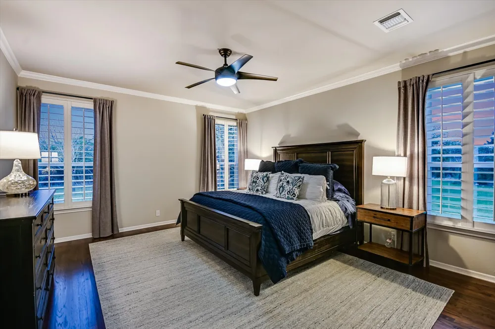 504 Saddlehorn Drive Dripping Springs, TX 78620
