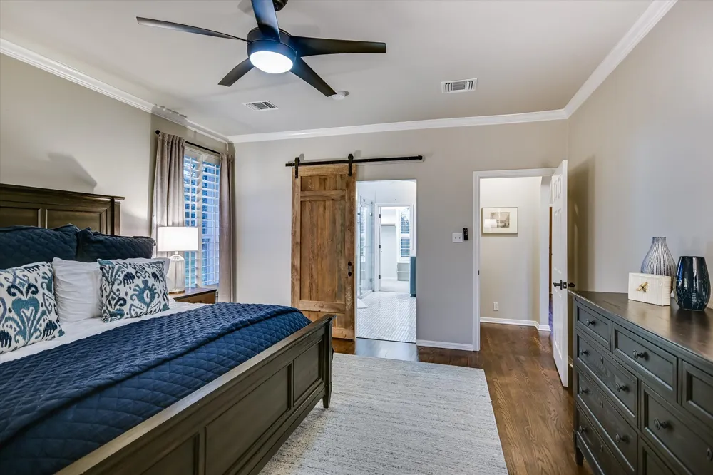 504 Saddlehorn Drive Dripping Springs, TX 78620