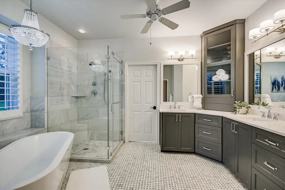 504 Saddlehorn Drive Dripping Springs, TX 78620