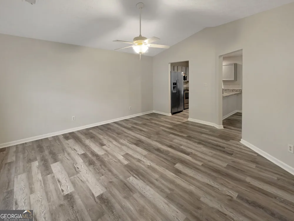 131 Oak CIR S Stockbridge, GA 30281