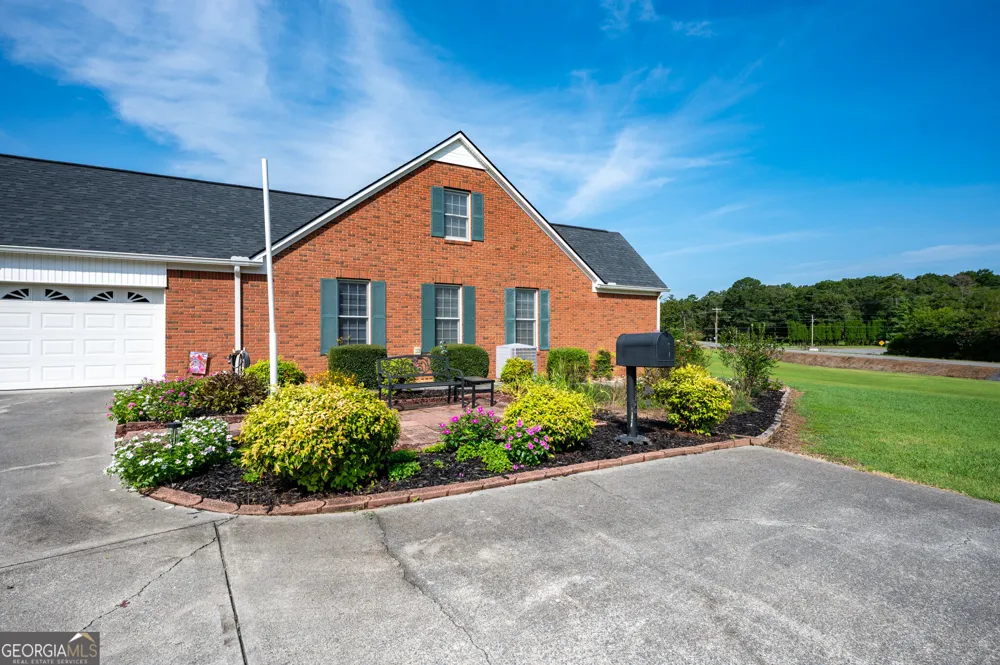 1389 Boone Ford RD SE Calhoun, GA 30701