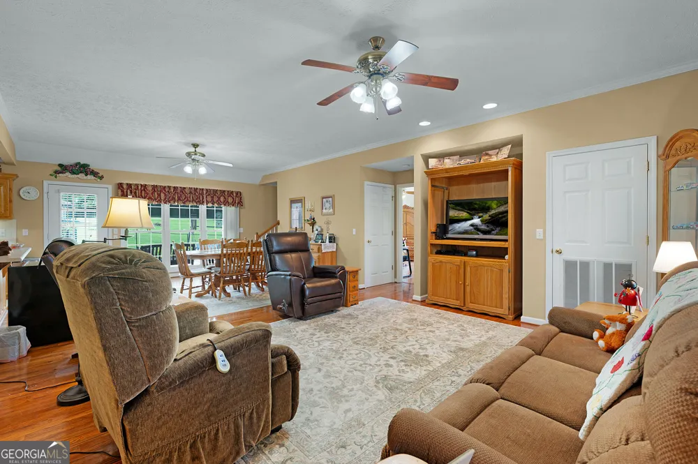 1389 Boone Ford RD SE Calhoun, GA 30701