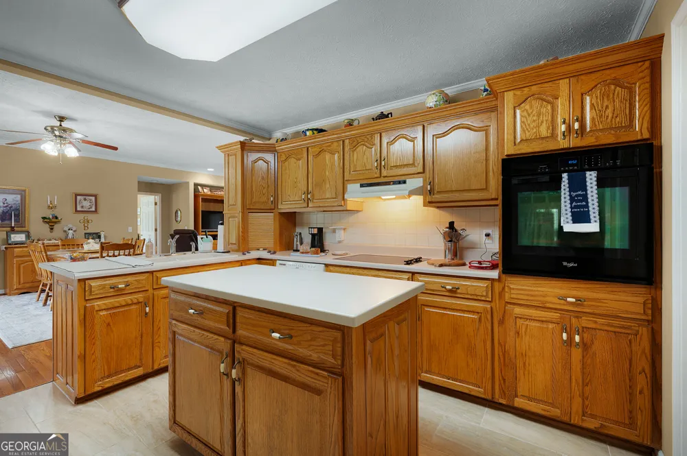 1389 Boone Ford RD SE Calhoun, GA 30701
