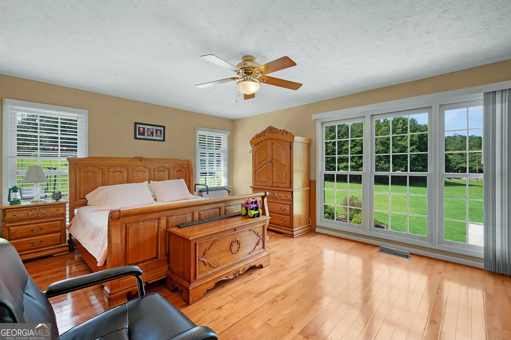 1389 Boone Ford RD SE Calhoun, GA 30701