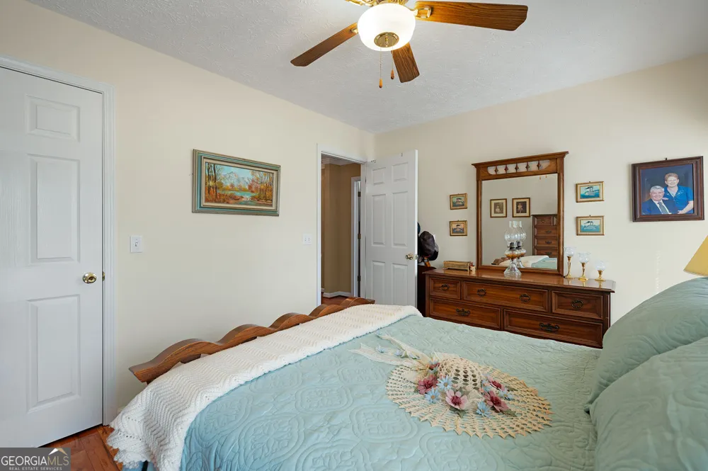1389 Boone Ford RD SE Calhoun, GA 30701