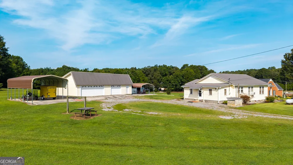 1389 Boone Ford RD SE Calhoun, GA 30701