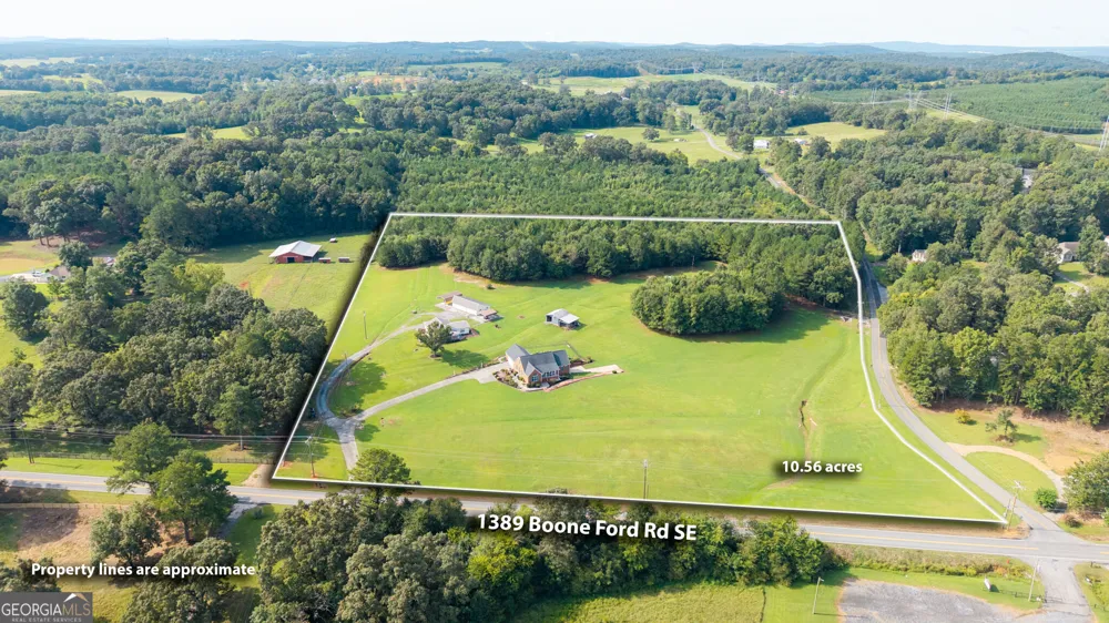 1389 Boone Ford RD SE Calhoun, GA 30701