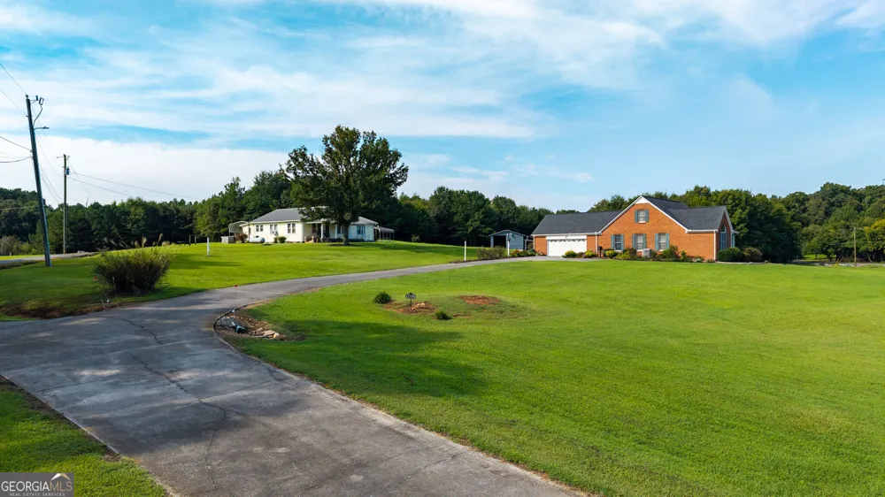 1389 Boone Ford RD SE Calhoun, GA 30701