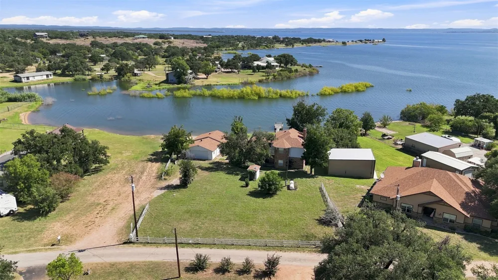 220 Hummingbird Circle Buchanan Dam, TX 78609