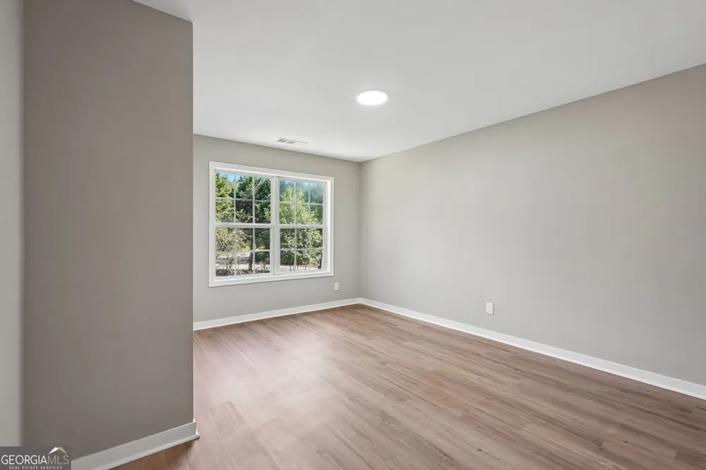 161 Lake Ridge DR Newnan, GA 30263