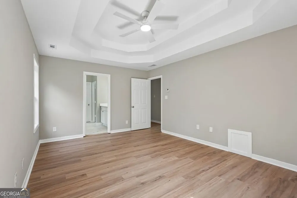 161 Lake Ridge DR Newnan, GA 30263