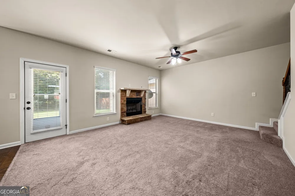 90 Sylvan LOOP Fayetteville, GA 30214