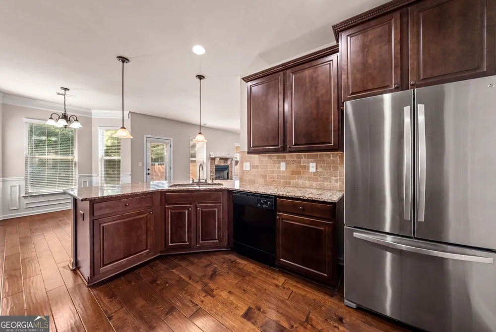 90 Sylvan LOOP Fayetteville, GA 30214