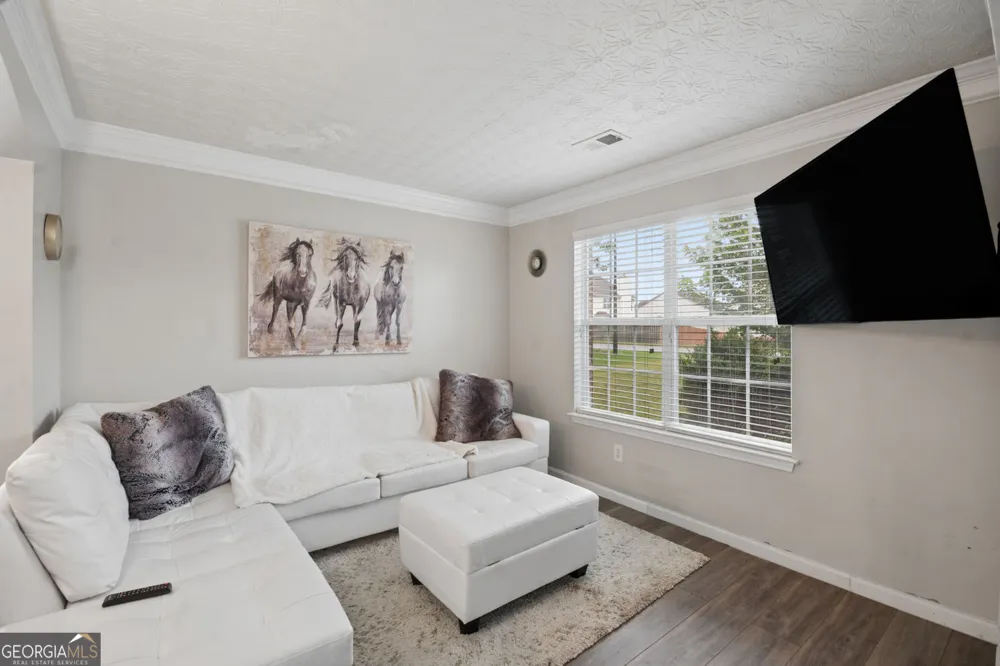 439 Lake Ridge LN Fairburn, GA 30213