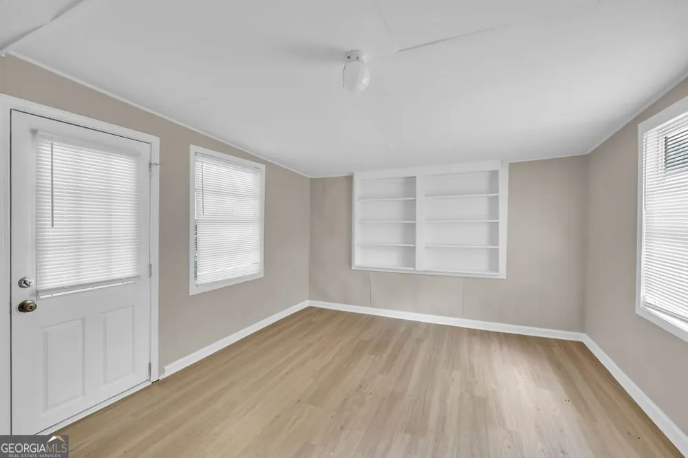 6310 Short ST Austell, GA 30168