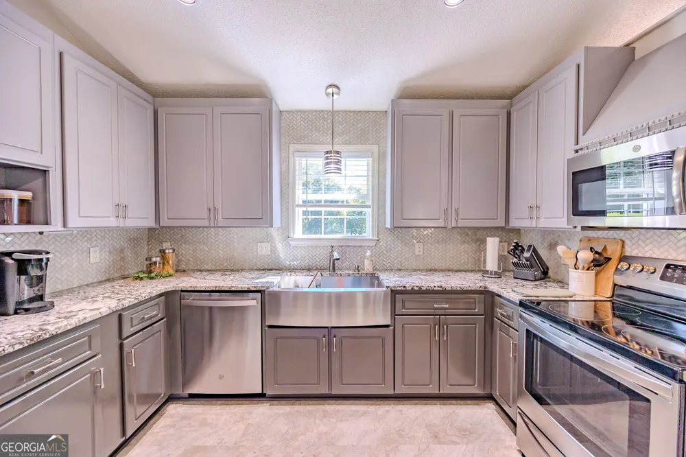 344 Horace Veal Road Milledgeville, GA 31061