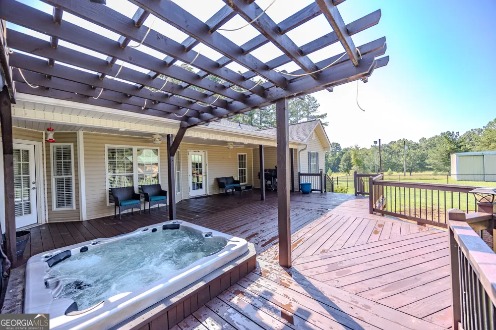 344 Horace Veal Road Milledgeville, GA 31061