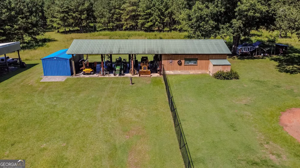 344 Horace Veal Road Milledgeville, GA 31061